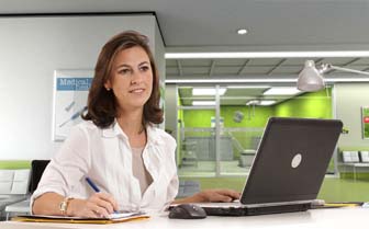 medical transcriptionists image