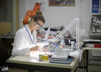 Computer hardware engineers